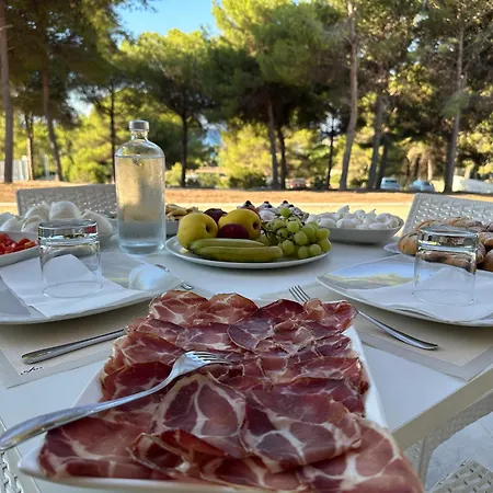 Luna D'argento Bed and Breakfast 4*