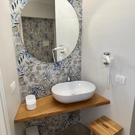 Luna D'argento 4* 莱波拉诺