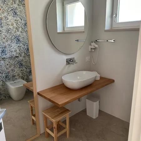 Luna D'argento Bed and Breakfast 4*