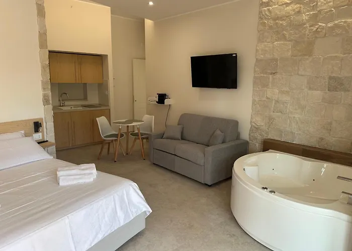 Luna D'argento Bed & Breakfast 4*